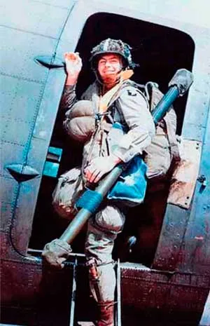 Американский парашютист с "Базукой" М1А1